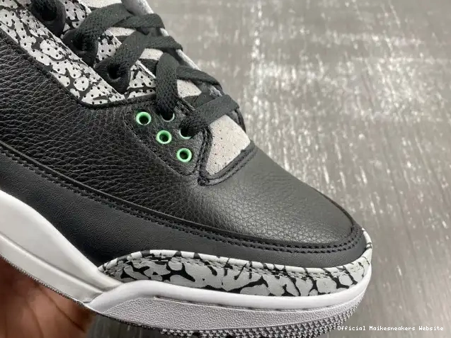 Official Maikesneakers Green Air Jordan Glow 3 CT8532-031 0528